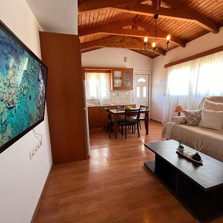 Cherrywood Creta Apartment เอียราเปตรา ภายนอก รูปภาพ
